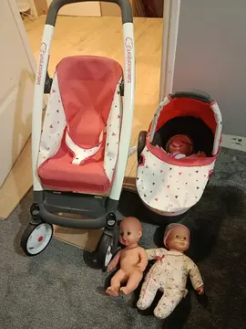 Lot poupée, poussette, landeau