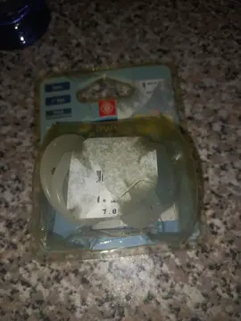 lot fe 2 sucettes bébé