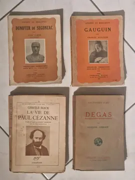Lot de 4 petits livres anciens sur la peinture