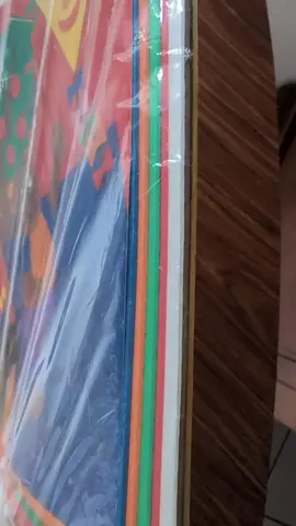 feuilles colorées pour loisirs créatifs