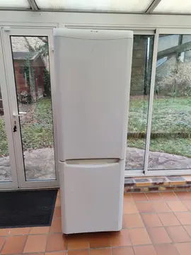 frigo-congelateur Indesit