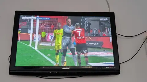 TV Panasonic TXPF42X10