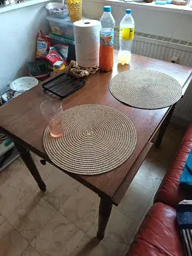 table et matelas 2 places