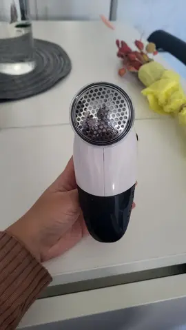 Rase-peluche électrique