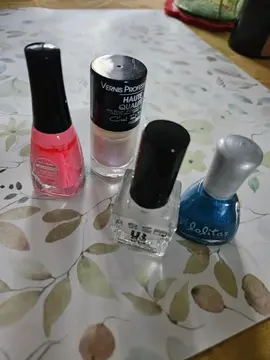 lots vernis à ongles