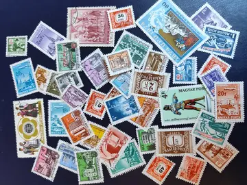 gros lot timbres Magyar posta