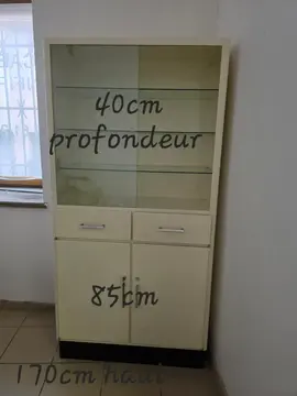 armoire pharmacie
