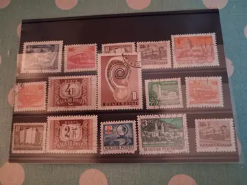 Lot timbres HONGRIE