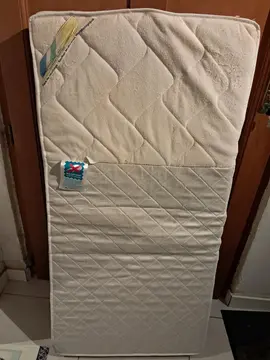 Matelas bébé
