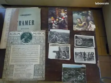 Lot de cartes postales et partitions anciennes