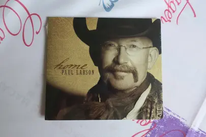 CD PAUL LARSON « Home» PLCowboy Music 2013