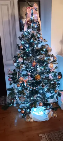 grand sapin artificiel