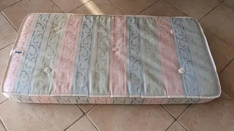 Matelas pour lit de bébé 60 x 120 cm