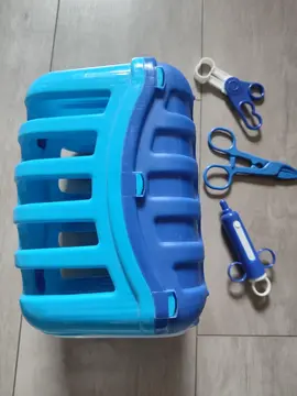 malette vétérinaire (jouets)