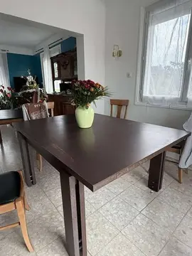 Grande table de salle à manger
