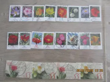 20 timbres oblitérés Allemagne "Fleurs"