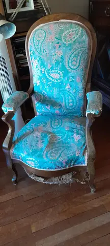 Fauteuil Voltaire à rénover