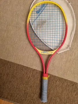 Raquette de tennis Enfant (plus ou moins 12 ans)