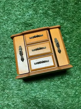 Petite boîte en bois pour bijoux