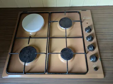 Plaque gaz 3 feux + 1 elec