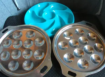 2 assiettes à escargot