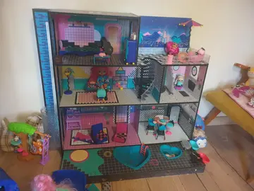 Maison Poupée LOL et accessoires