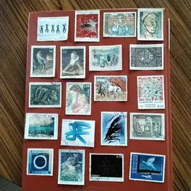 donne timbres grand format 1lot par envoie