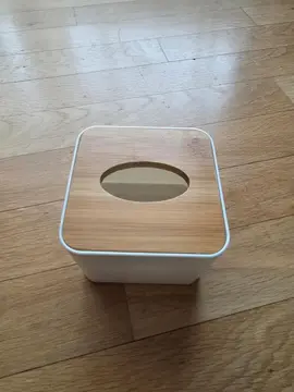 Distributeur de mouchoirs