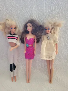Poupées Barbie