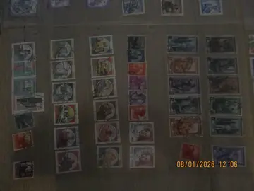 39 timbres oblitérés Italie