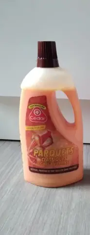 Produit entretien parquet