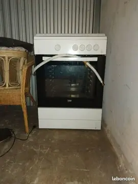 Cuisinière Beko sans bruleurs