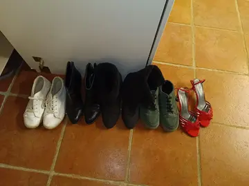 Lot différentes paires de chaussures