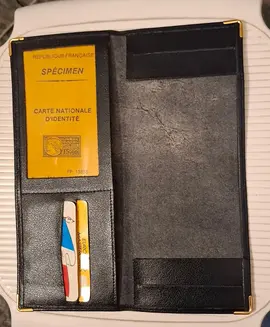 portefeuille en simili cuir neuf