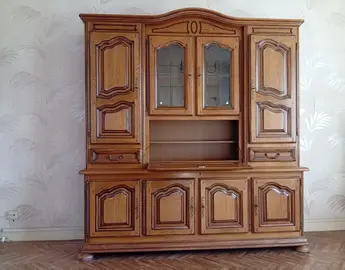 Buffet, très bon état style Louis xiv