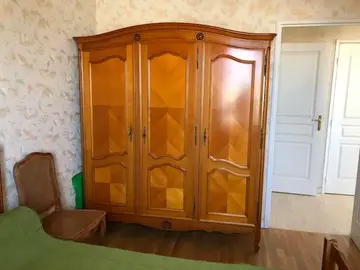 Armoire+lit140+chevet+2chaises