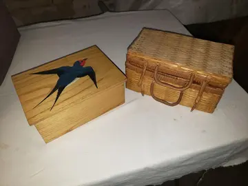 Boite et petit panier