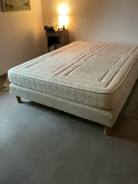 Matelas en 140 aves SommierTapissier Draps Housse et Housse de Couette