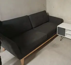 Canapé 2/3 places avec pieds en bois