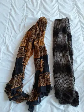 2 écharpes pour femme