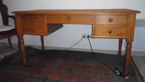 Bureau en bois massif