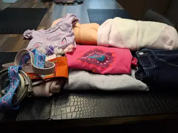 lot vêtements fille 7/8 ans