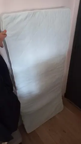 Donne 2 matelas enfant