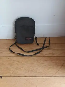 sacoche eastpak