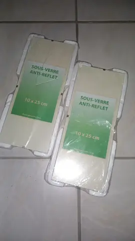 lot de 2 cadres sous verre