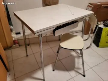 table en formica - 2 rallonges + chaise