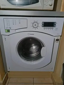 Machine à laver/secher schotles