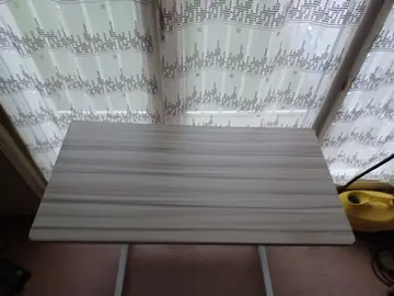 table/bureau d'appoint