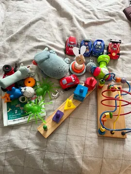 Lot jouets d’éveil Bébé