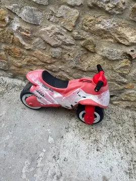 moto en plastique enfant